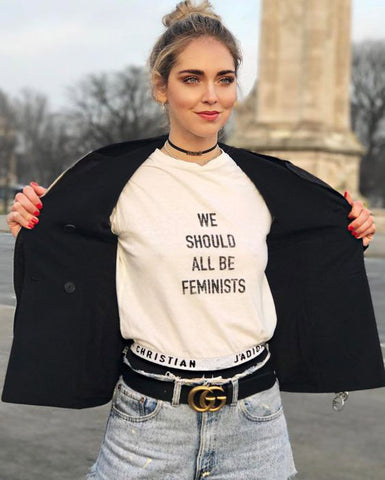 Camiseta"Devemos todos ser feministas"